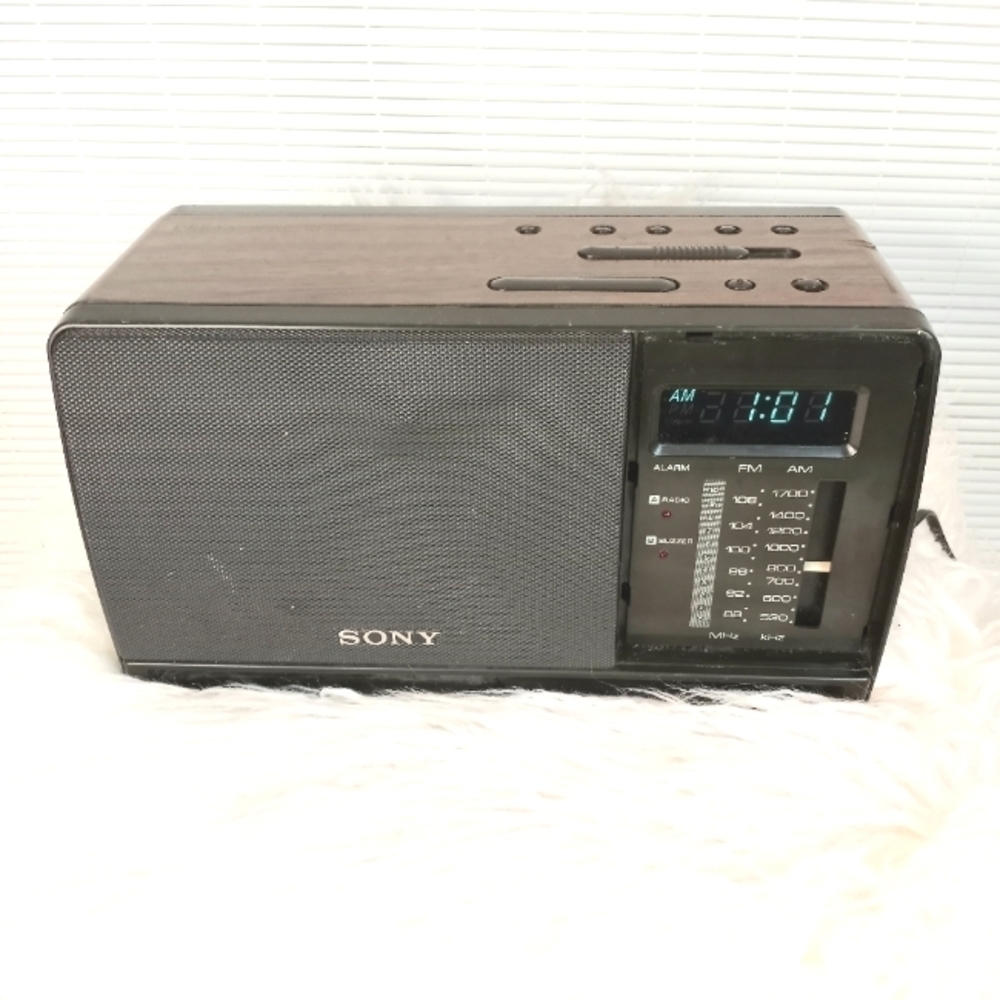 Vintage 90s Sony ICF-C900 Dream Machine Alarm Clock WORKING!